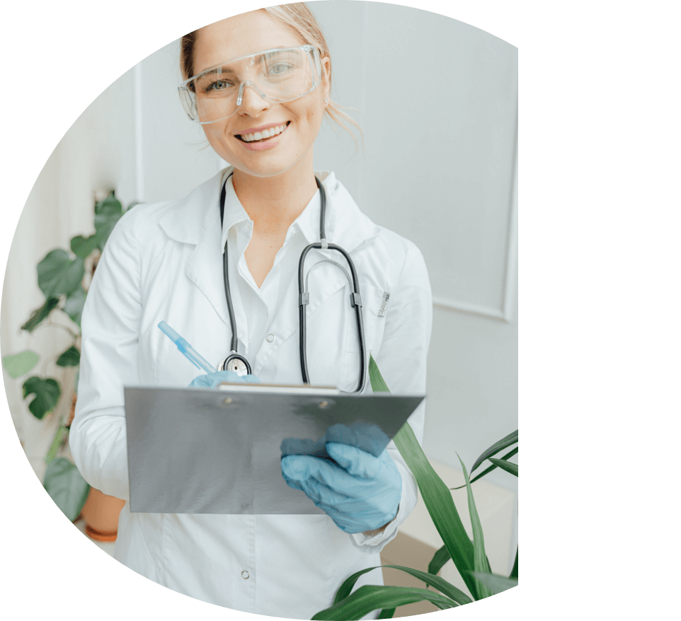banner_img woman-applying-eczema-treatment-prescribed-by-webdoctor.ie